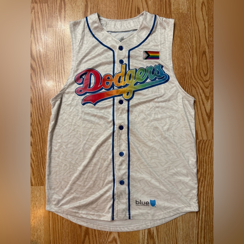 Los Angeles Dodgers Pride Night Jersey Size M LGBTQ